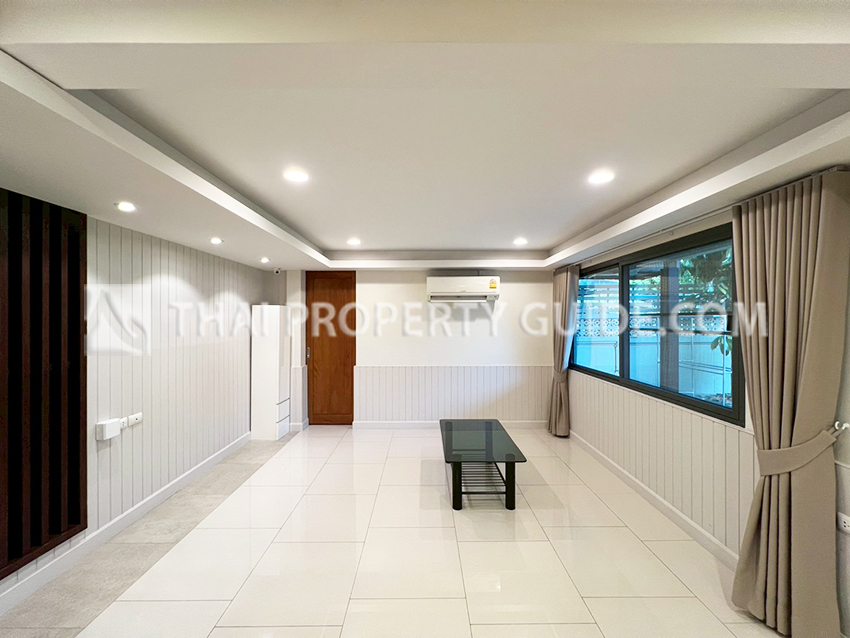 House in Sukhumvit 